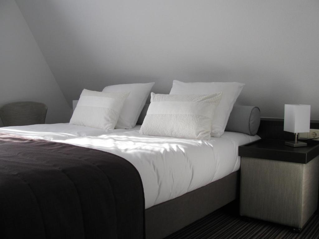 Boutique Hotel De Zwaluw De Koog  Habitación foto