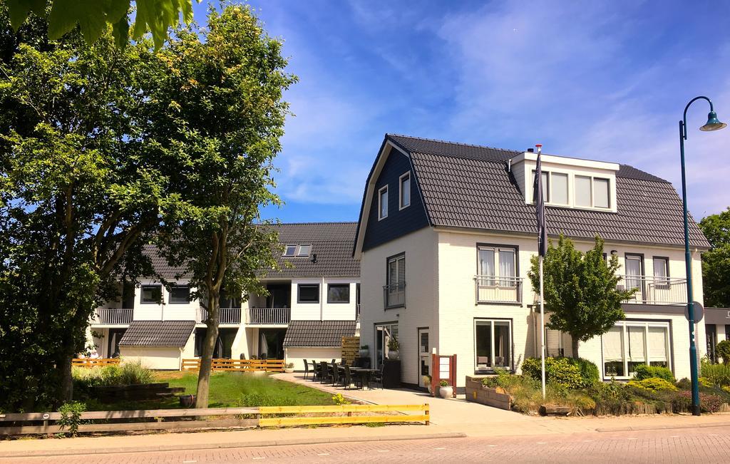 Boutique Hotel De Zwaluw De Koog  Exterior foto